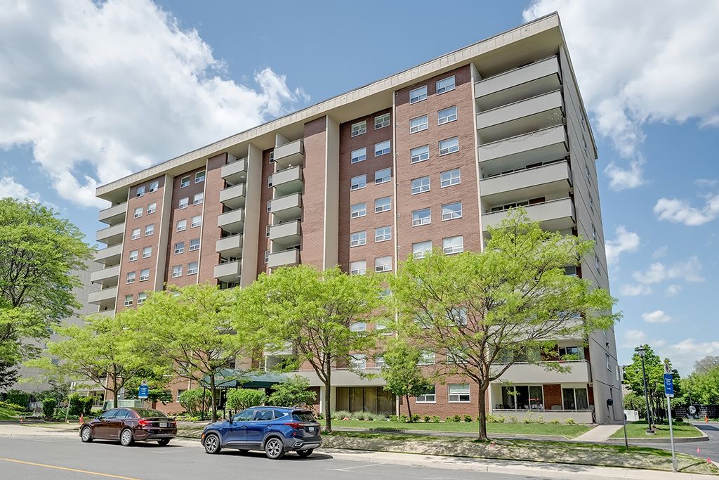 901-1425 Ghent Ave 001
