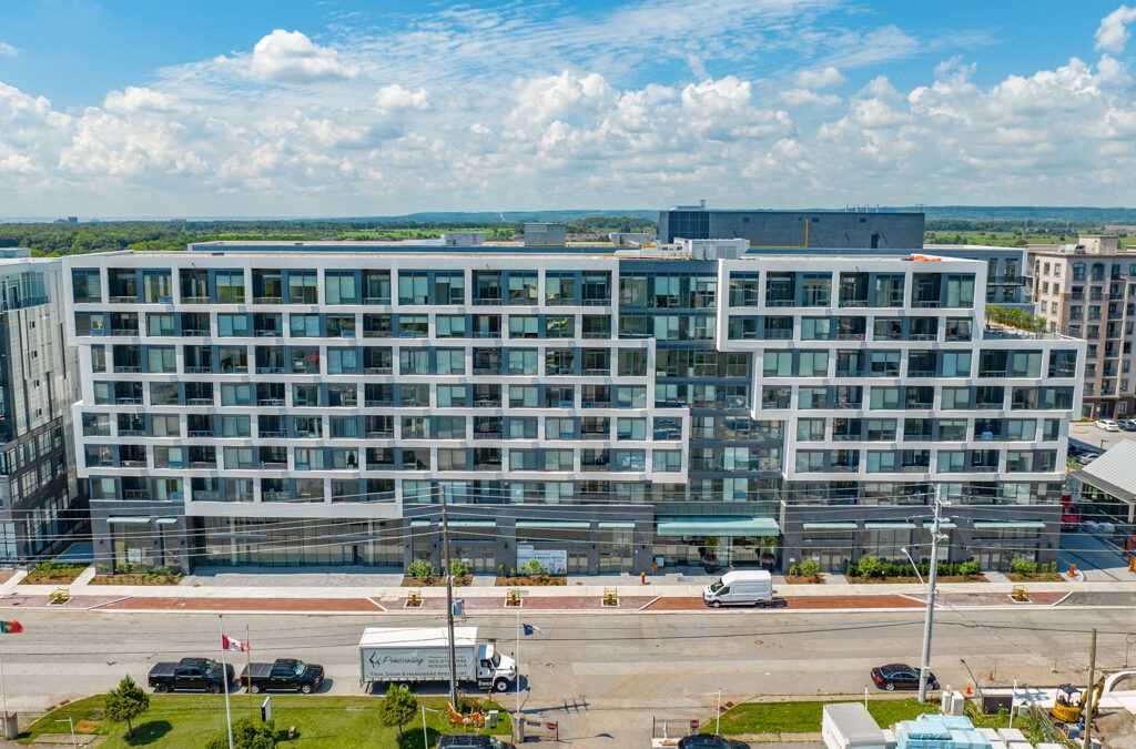 UNIT 213-2450 OLD BRONTE RD, OAKVILLE  L6M 4J2