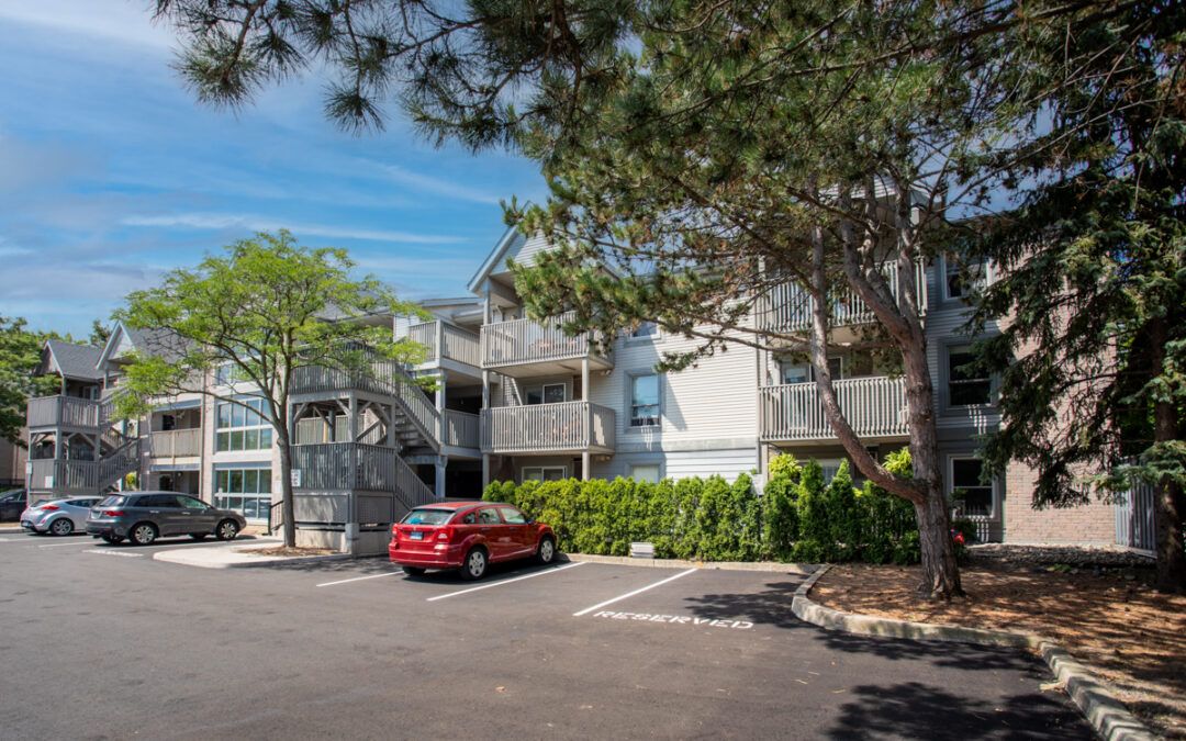 UNIT 206 – 2040 CLEAVER AVE, BURLINGTON, L7M4C4