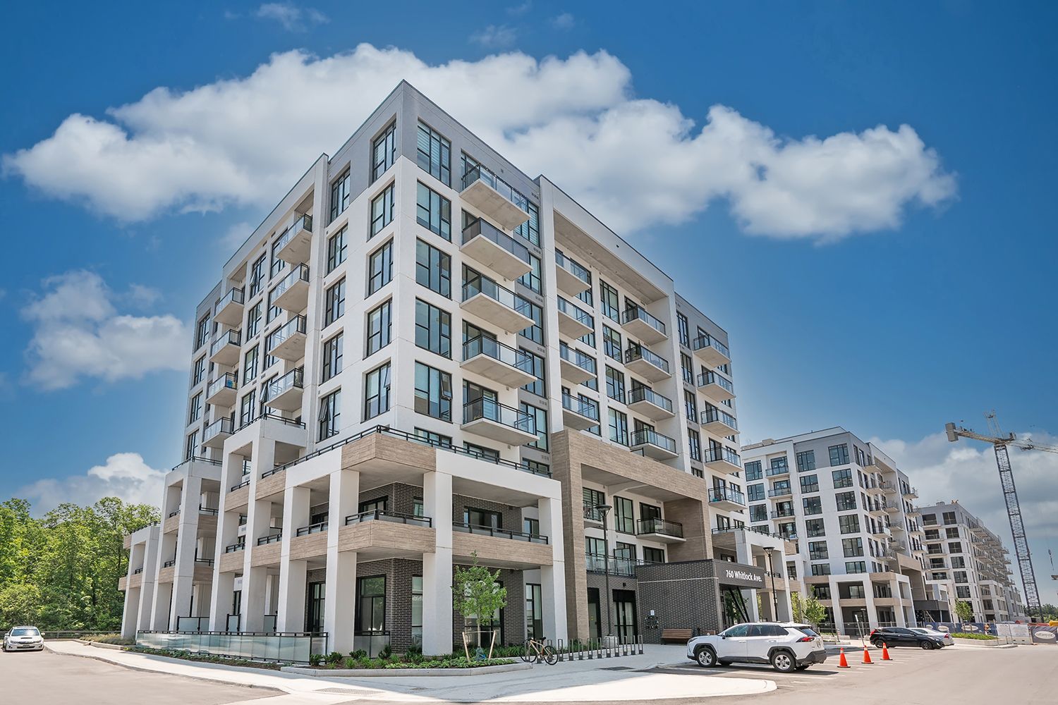 702-760 Whitlock Ave 001