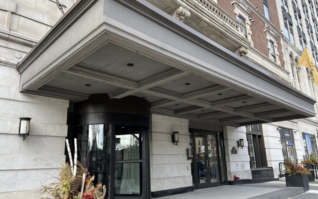 UNIT 307 – 118 KING STREET EAST, HAMILTON L8N 0A9