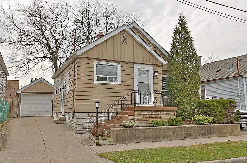 UPPER LEVEL- 606 BRUCEDALE AVE E HAMILTON, L8V1P5