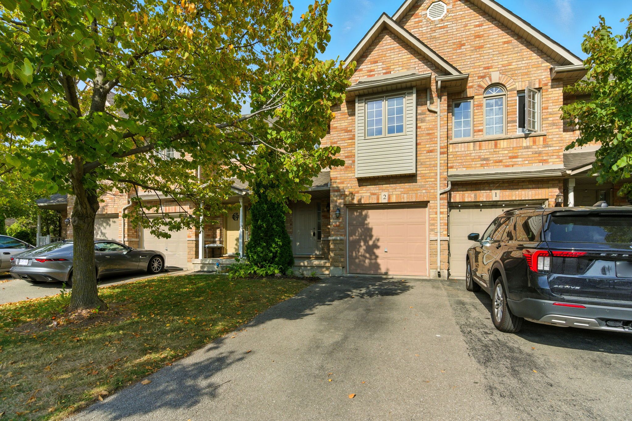 2-web-or-mls-1283 Blanshard Dr 2, Burlington-2