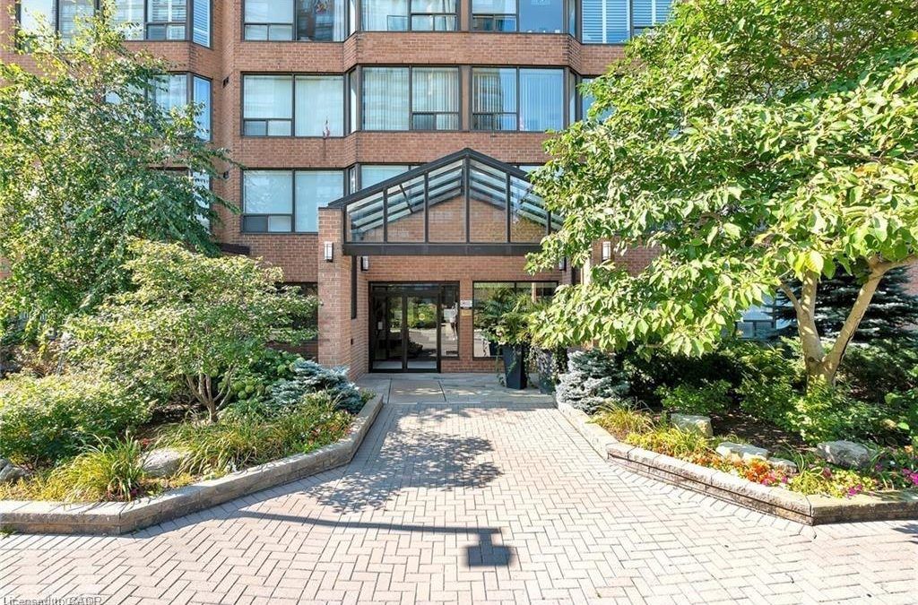 UNIT 1609 – 1270 MAPLE CROSSING BLVD, BURLINGTON, L7S2J3
