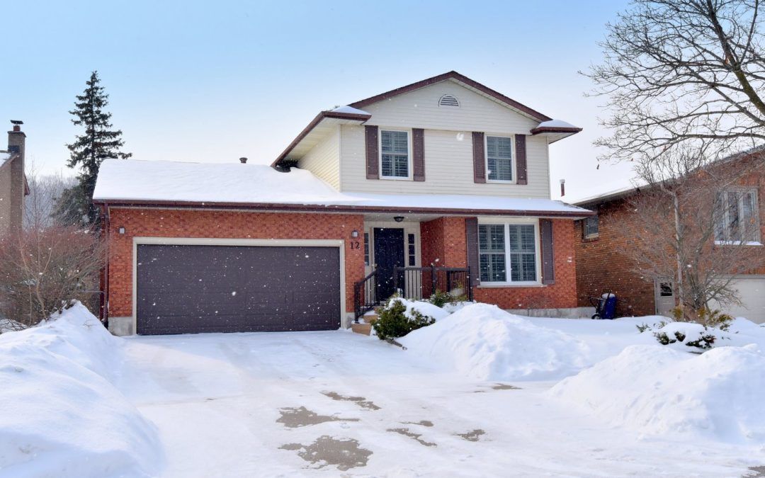 12 BEN NEVIS DR, STONEY CREEK, ON L8G4J6