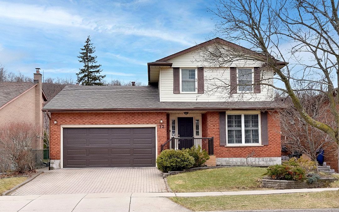 12 BEN NEVIS DR, STONEY CREEK, ON L8G4J6