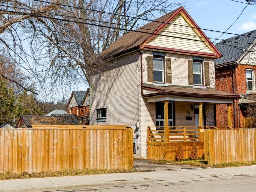 35 DUNDAS ST, HAMILTON, L9H1A1