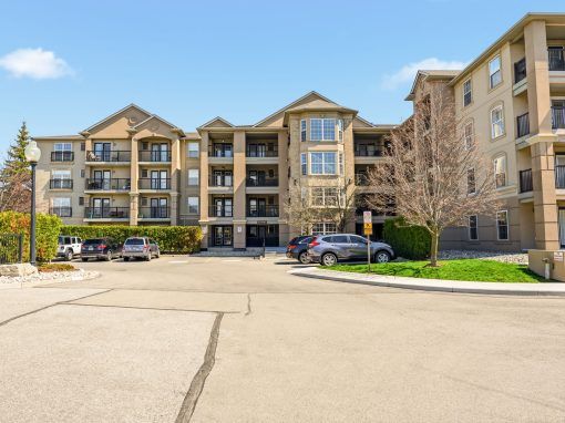 UNIT 411 – 2055 APPLEBY LINE, BURLINGTON, L7L7H1