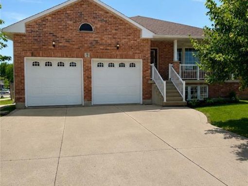 7 SPITFIRE DRIVE, MOUNT HOPE, ONTARIO, L0R 1W0