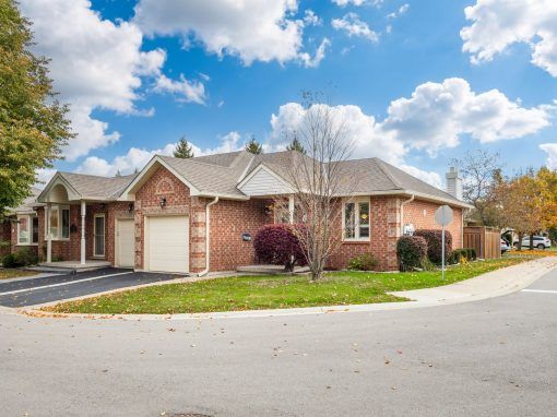 11 GREENTRAIL DR, MOUNT HOPE, L0R 1W0